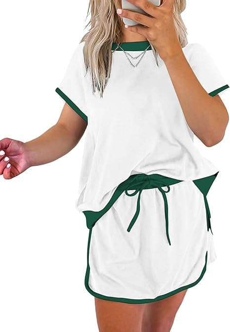 Women's color-blocked off-shoulder T-shirt and skirt set
